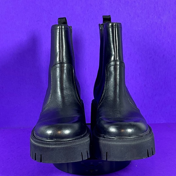 Calvin Klein Women's Black Jayden Slip On Ankle Boot Shoe Size 6 NWOT - Picture 2 of 8